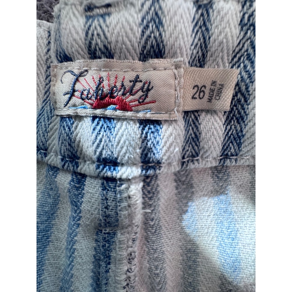 Faherty Womens Topsail‎ Shorts Railroad Stripe High Rise Denim Blue White Sz 26 - Picture 6 of 8